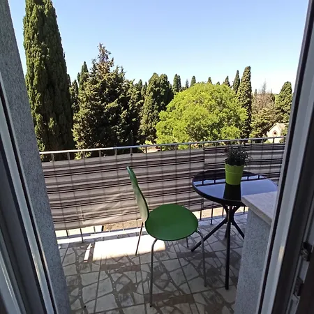 Apartament Mira